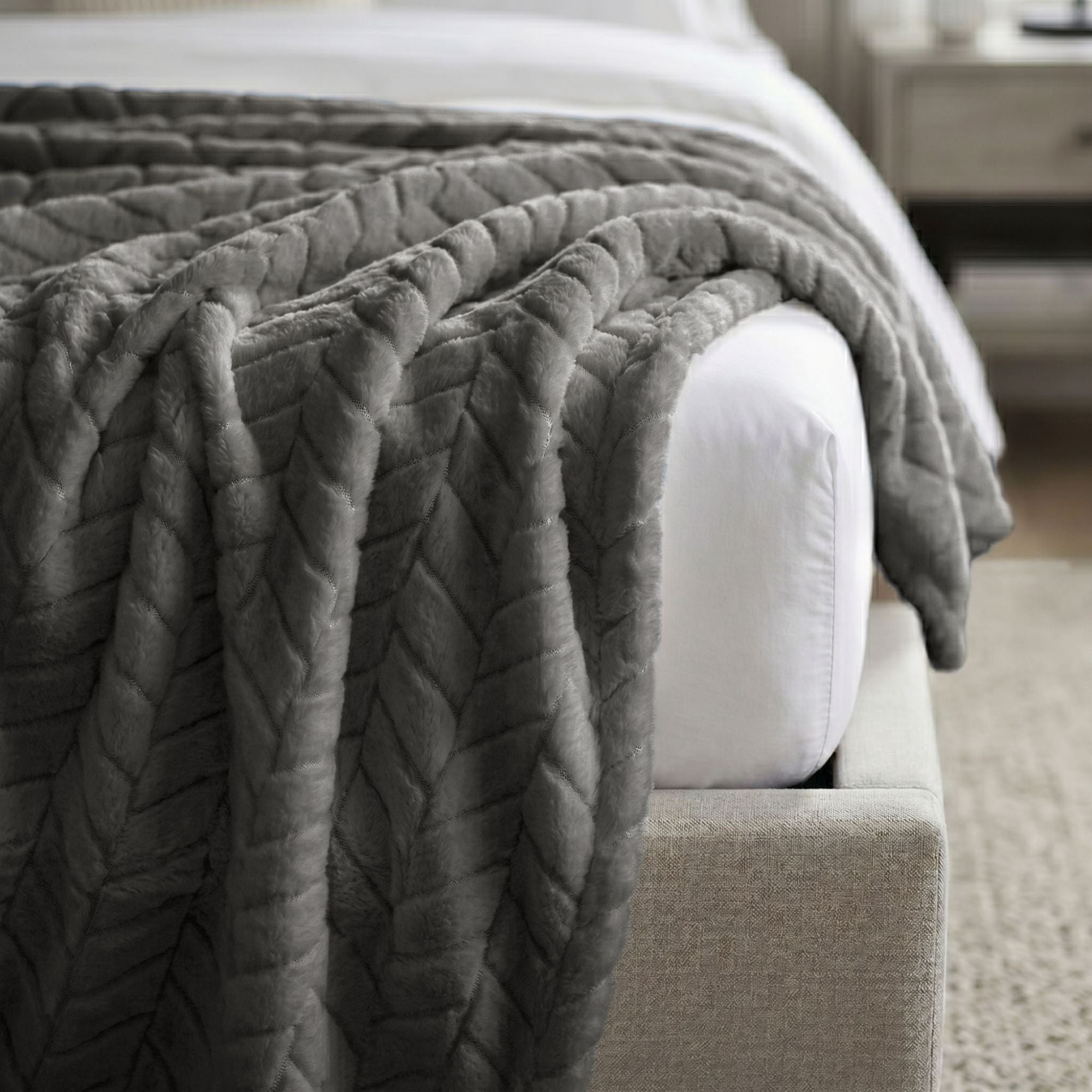 Superior Hope Herringbone Fluffy Fleece Blanket, King Size, Charcoal