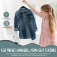 thumbnail image 3 of TechZoo 50 perchas de terciopelo premium para niños – Perchas antideslizantes para niños de 14 pulgadas – Perchas ultra delgadas para ahorrar espacio – Gancho giratorio de 360°, perchas fuertes y dura, 3 of 5