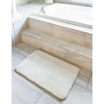 thumbnail image 4 of Rugs.com Bano Luxe Bath Mat Collection Rug – 2' x 3' Porcelain White Machine Washable Shag Bath Mat, Extra Soft and Absorbent, Non-Slip, Quick Dry, Perfect for Bathroom, 4 of 7