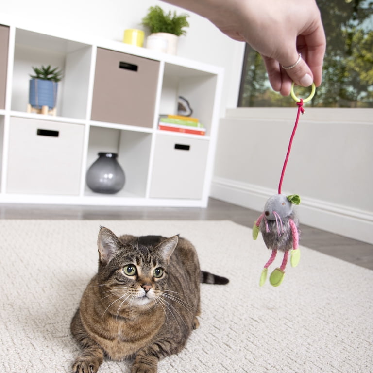 SmartyKat Bouncy Mouse Interactive Cat Toy with Elastic Bungee Fun