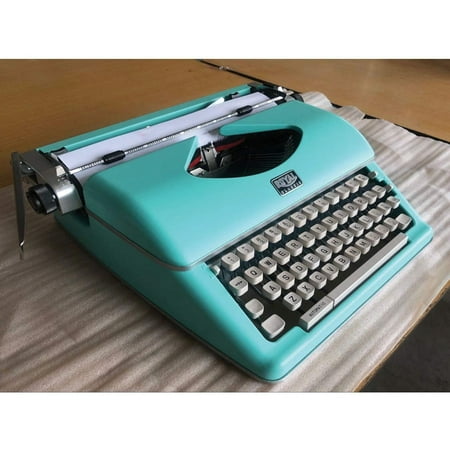 Royal Classic Manual Metal Typewriter Machine with Storage Case, Mint