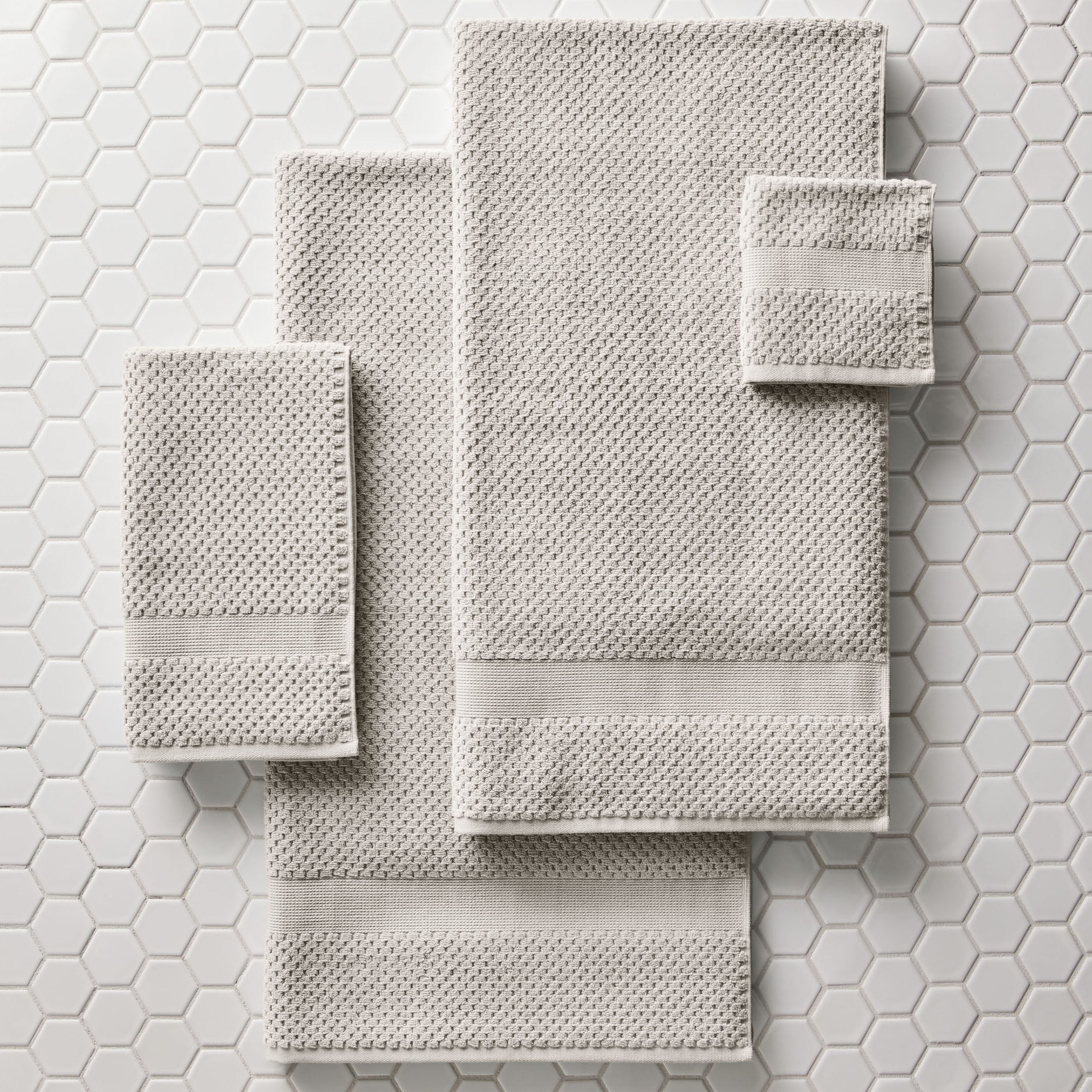 Better Homes & Gardens Signature Soft Cotton Popcorn Textured Washcloth, Soft Silver