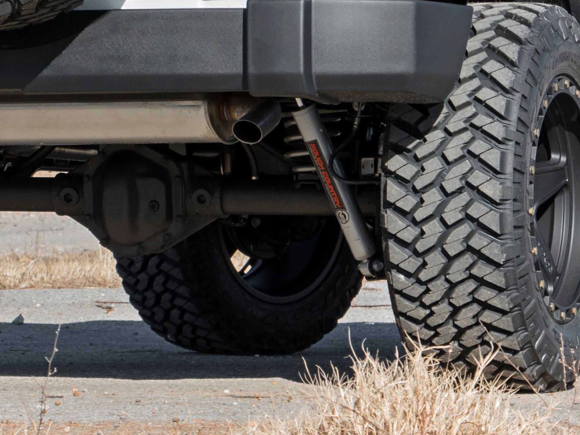Rough Country Premium N3 Front Shock Absorber (fits) 2007-2018 Jeep Wrangler JK | 3-4.5" Lift | Pair | 23148_B