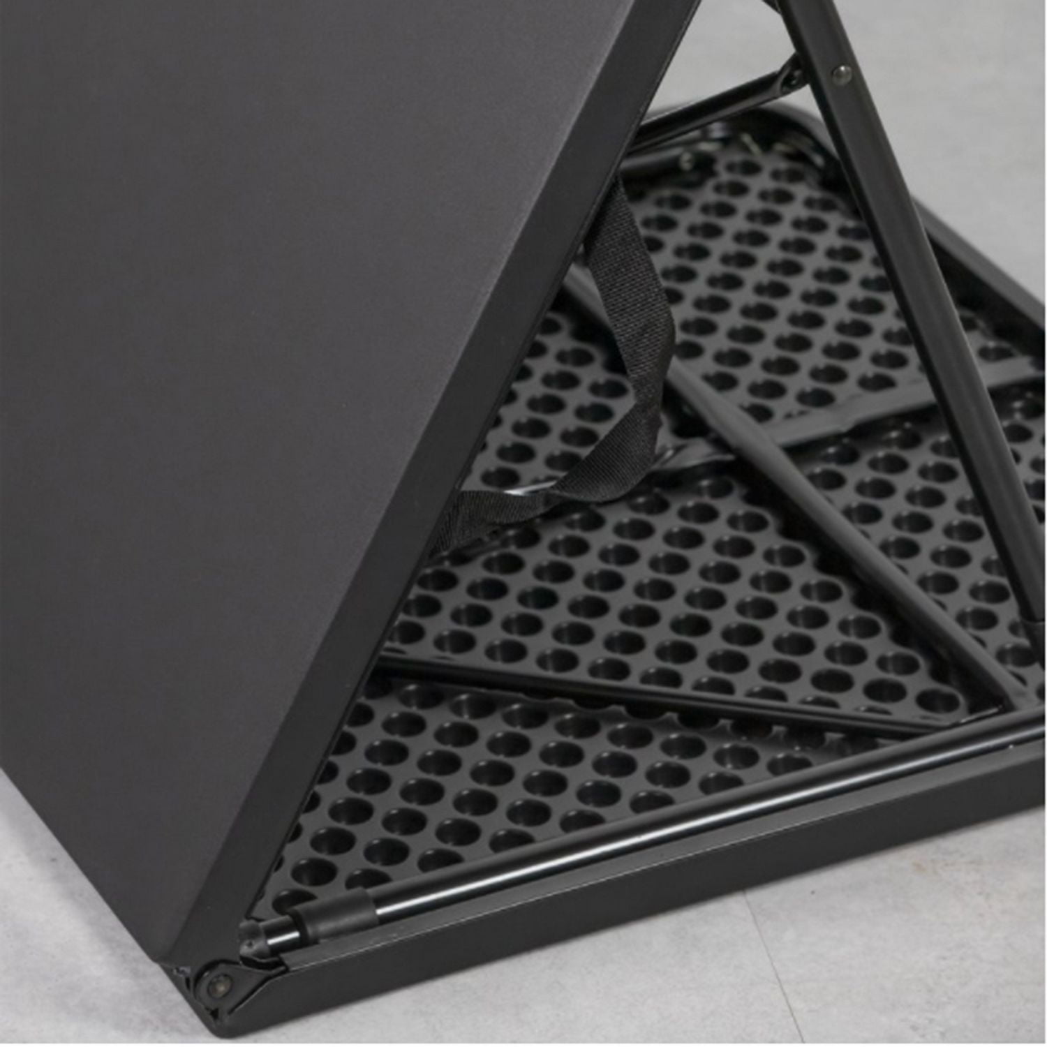 Table Mainstays 4 pi