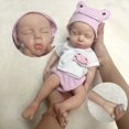 thumbnail image 2 of 32cm Cuerpo Completo Suave Sólido Silicona Bebe Reborn Niña Con Pintura De Aceite Genesis Hecha A Mano Puede Bañarse Y Duchar Realista Recién Nacido Bebé Niña Para Regalo De Niños, 2 of 3