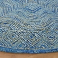 thumbnail image 3 of SAFAVIEH Micro-Loop Jacqueline Medallion Area Rug, Blue, 5' x 5' Round, 3 of 7