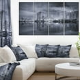 thumbnail image 1 of Toile Imprimée Paysage Urbain de Singapour Noir et Blanc, 1 of 3