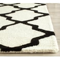 thumbnail image 2 of Safavieh Cambridge Liam Geometric Area Rug, 2 of 3
