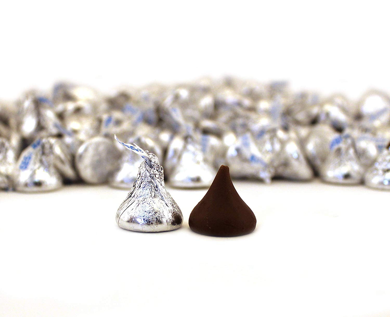 Hershey's Kisses Milk Chocolate Silver Foil Candy, Bulk 3 Pounds Bag
