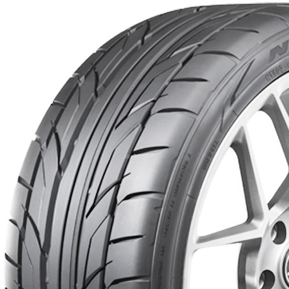 Nitto Nt555R Ii 285/35-19 103W Summer tire 