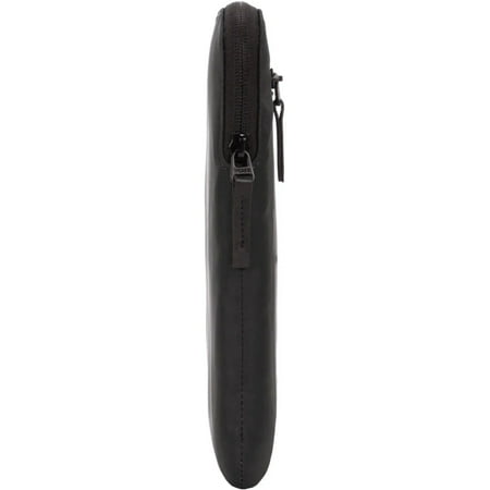 Incase - Compact Sleeve in Flight Nylon for 15-16" Laptop - Black