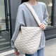 thumbnail image 1 of Bolso informal para mujer, Bolso de mano acolchado liso con hombro acolchado (blanco), 1 of 8