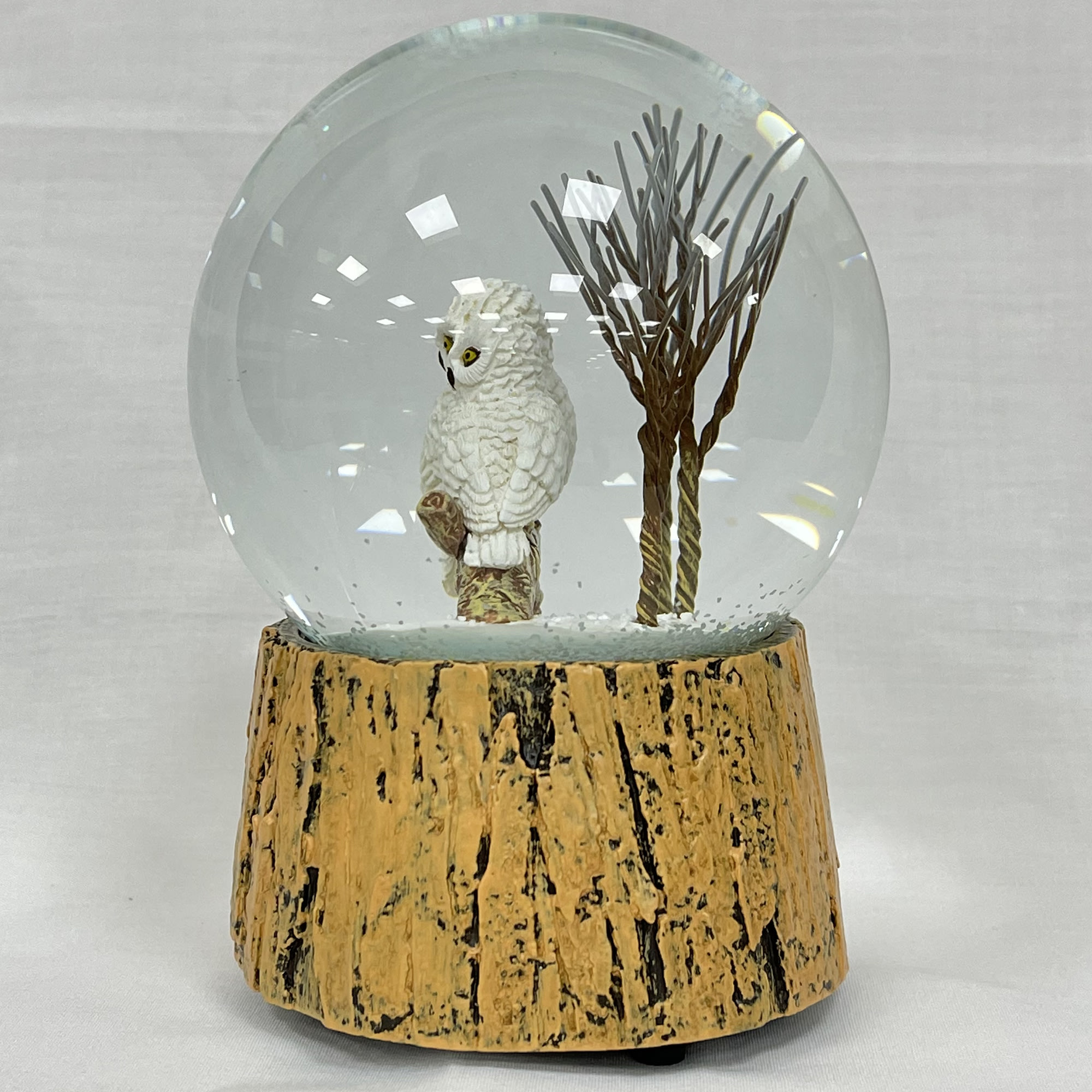 Ashfield & Harkness Snowy Owls Decorative Snow Globe with Wind Up Music box
