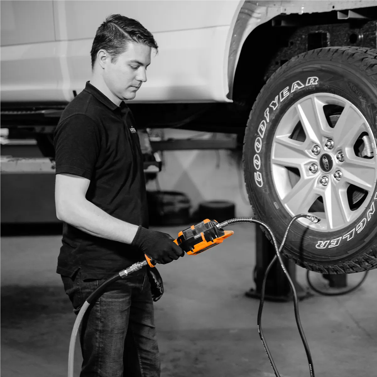 Martins Industries Automatic Tire Inflator - Flatematic Handheld
