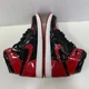 thumbnail image 4 of N I-K-E A i r-Jor-dan 1 Retro Hi Og 555088-063 Men'S Red Size, 4 of 6