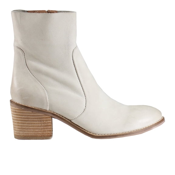 Diba True Womens Majestic Round Toe Zippered Ankle Boots