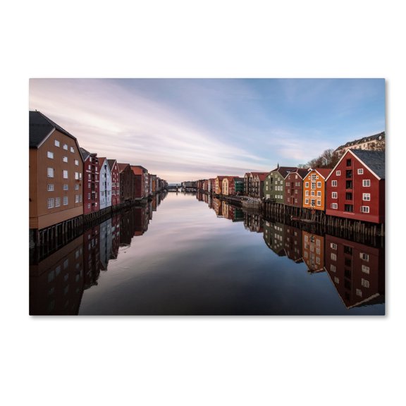 Par Soderman 'Trondheim Norway' Canvas Art