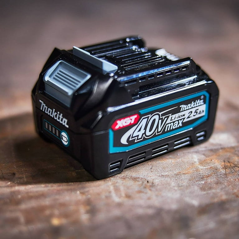 Makita 40V Max XGT 2.5 Ah Lithium-Ion Battery with LED Charge 
