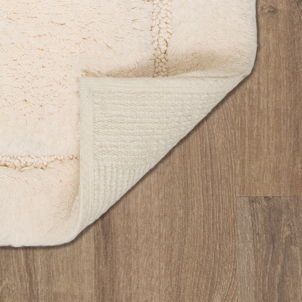 Mohawk Home Regency Plush Stain/Fade Resistant Non-Slip Machine Washable Bath Mat, Parchment, 2' x 5'