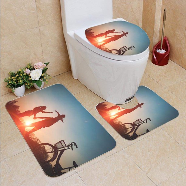 ABPHQTO Familia feliz junto a los padres de su pequeño hijo al atardecer Juego de alfombras de baño de 3 piezas Alfombra de baño Alfombra de contorno y tapa de inodoro ABPHQTO Cont-CHAPPLE-23051