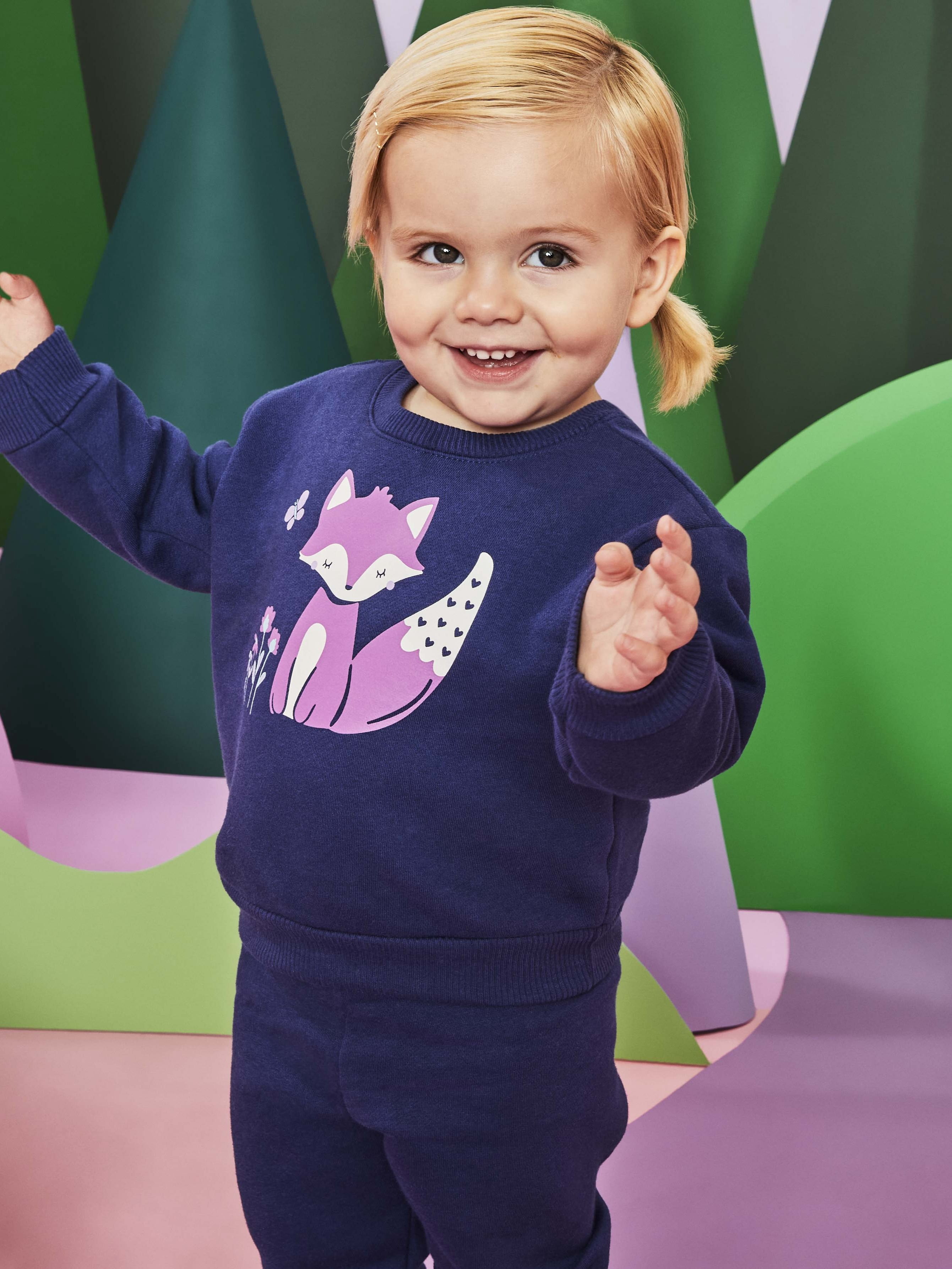 Garanimals Baby Girls Graphic Fleece Sweatshirt with Long Sleeves, Sizes 6-24 Months