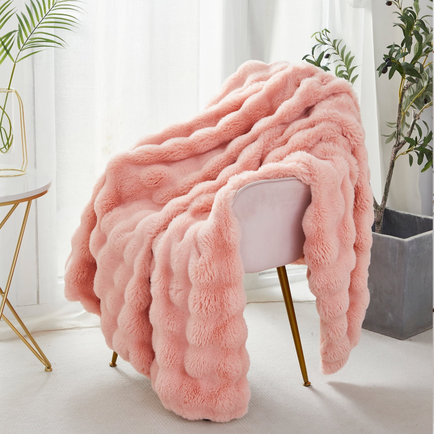 URBONUR Blush Pink Bubble Throw Blankets for Couch Chair Bed, Luxury Faux Fur Fluffy Throw Blanket,Warm Soft Thick Fuzzy Throw Blanket for Women Men 51×63 Inches