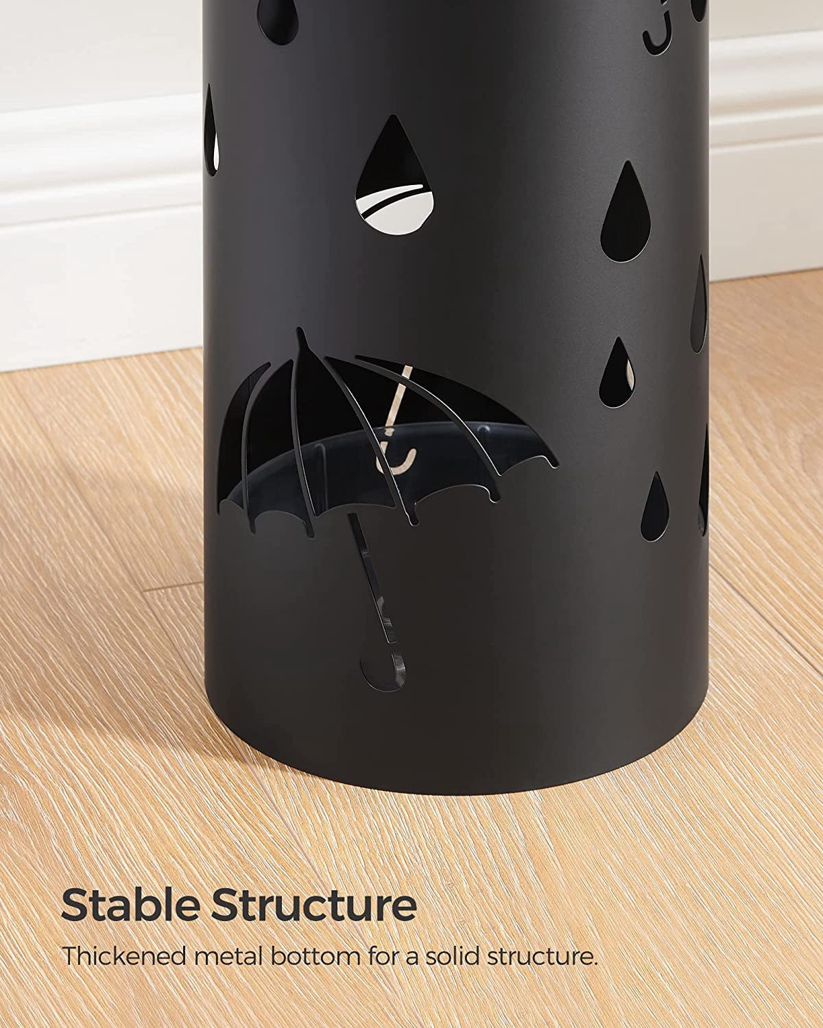Umbrella Stand, Metal Umbrella Holder for Entryway, with Water Tray and 4 Hooks