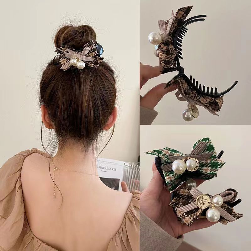 EKE Women’s Hair Clip Vintage Retro Back-Wear Elegant Hair Accessory with Fashion Texture
