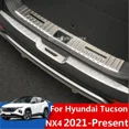 thumbnail image 2 of Para Hyundai Tucson NX4 2021 2022, protectores traseros exteriores e interiores de acero inoxidable, molduras de parachoques, accesorios para pedales de parachoques, 2 of 5