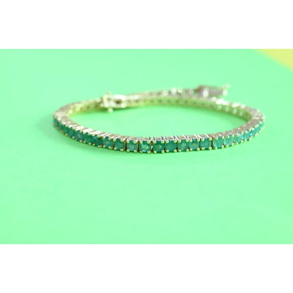 Round Emerald Tennis bracelet,925 sterling silver Emerald chain link bracelet Gift for Mother, Anniversary Gift For Mother Wife Love