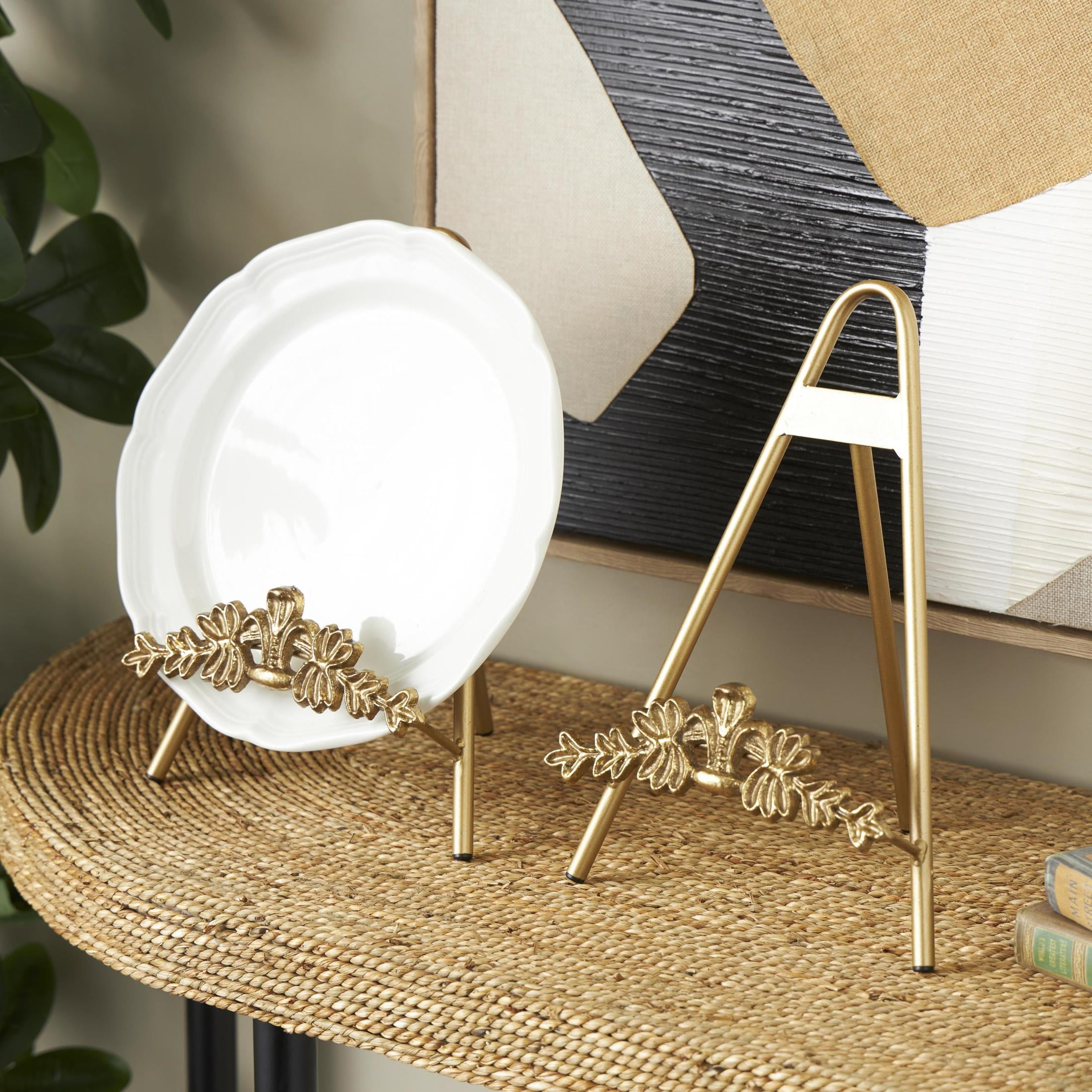 DecMode 8"W, 12"H Gold Metal Arched Tabletop Foldable Leaf Easel with Vine Emblem, 2-Pieces