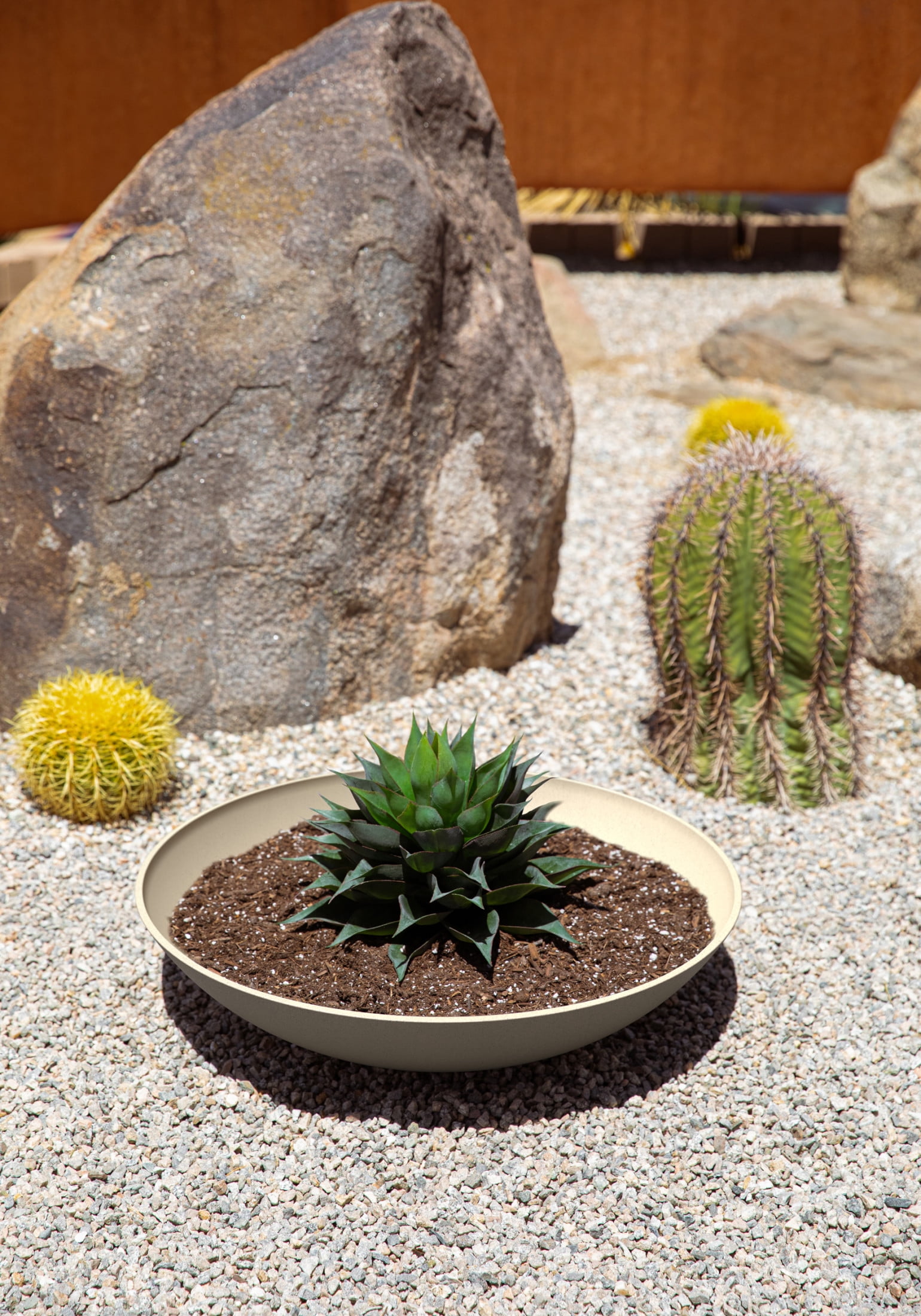 Veradek Mason Series Lane Bowl 24" Plastic-Stone Planter - Sand