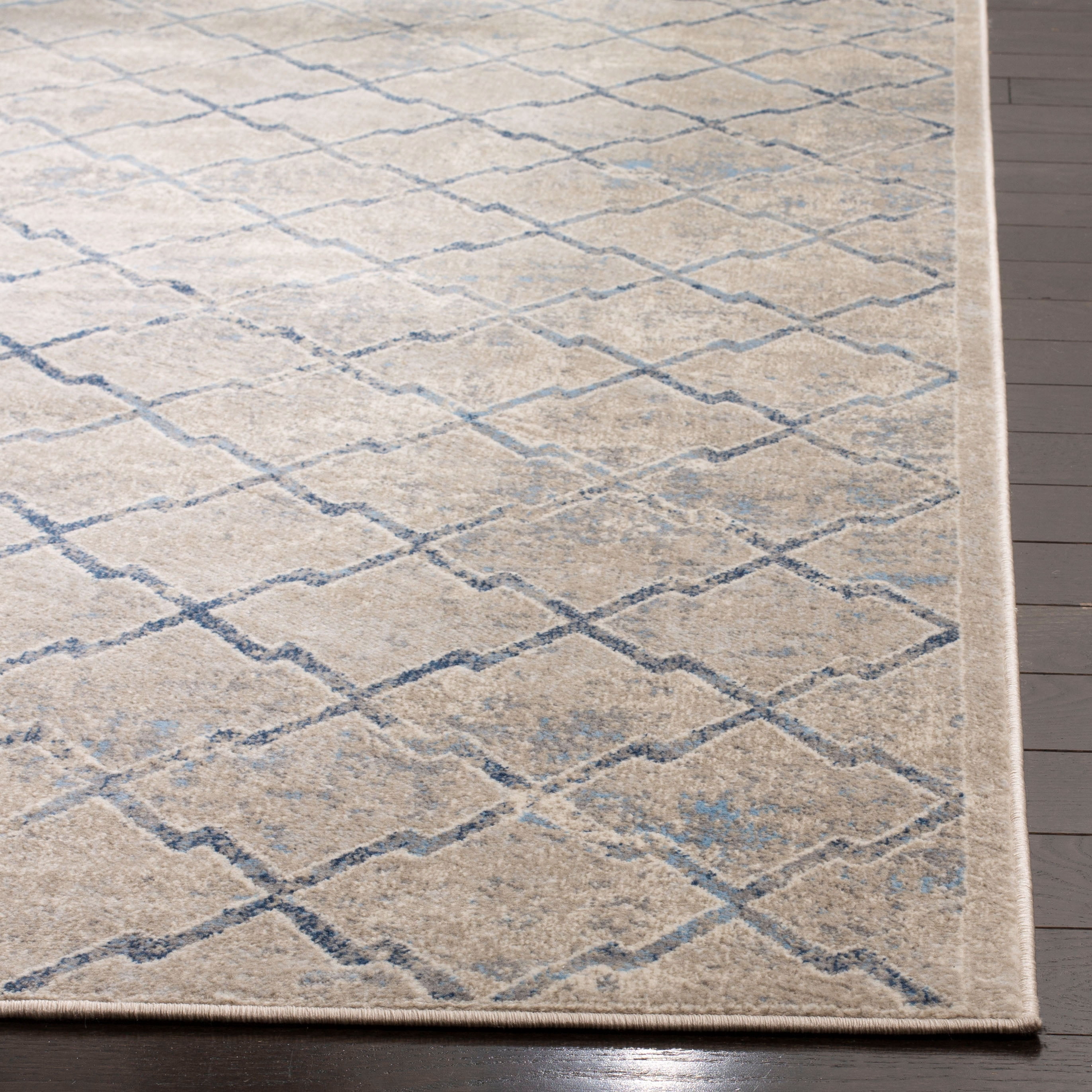 SAFAVIEH Brentwood Celandine Geometric Area Rug, Light Grey/Blue, 5'3" x 7'6"