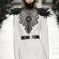 thumbnail image 2 of Capa de chal de plumas artificiales perfecl disfraz de Navidad poncho ligero negro, 2 of 8