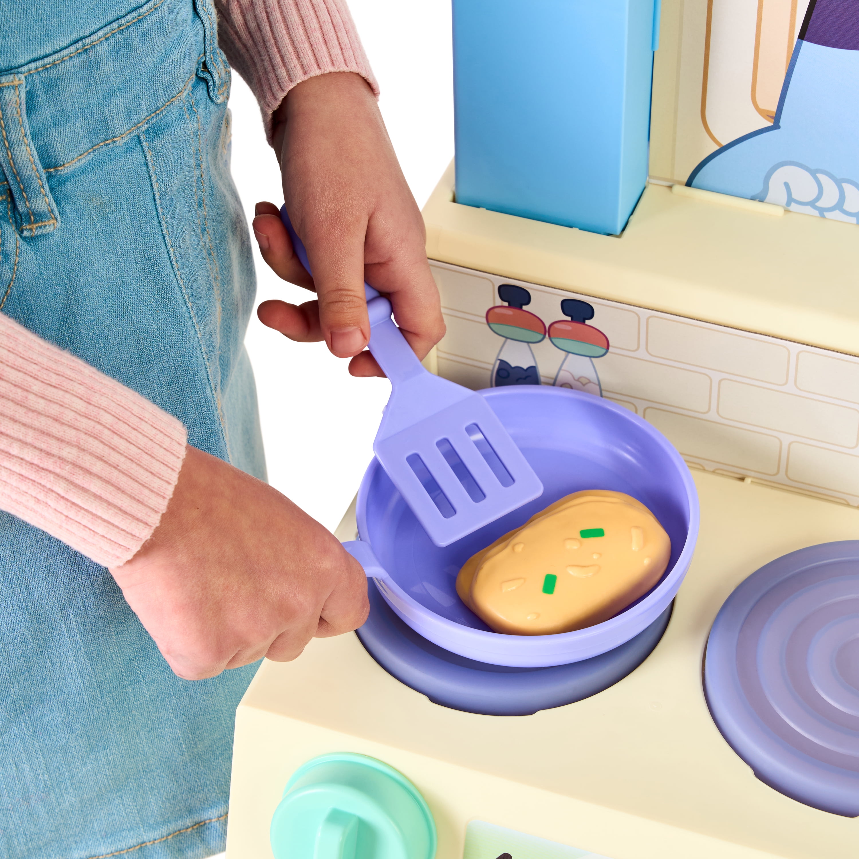 Cook With Chef Bluey Kitchen Playset, 20+ Sounds, Phrases, Music and Lights, Ages 3+, Toddler Toys