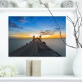 thumbnail image 1 of Long Pont en Bois Menant à une Mer Colorée - Impression sur Toile d'Art de Pont de Mer, 1 of 3