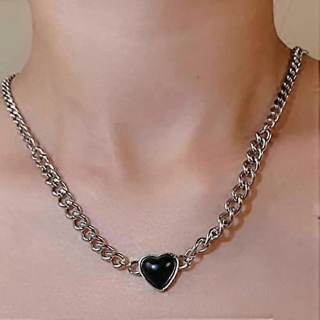 Baroque Heart Pendant Necklace Love Necklace Chain Thick Necklace for Women and Teen Girl