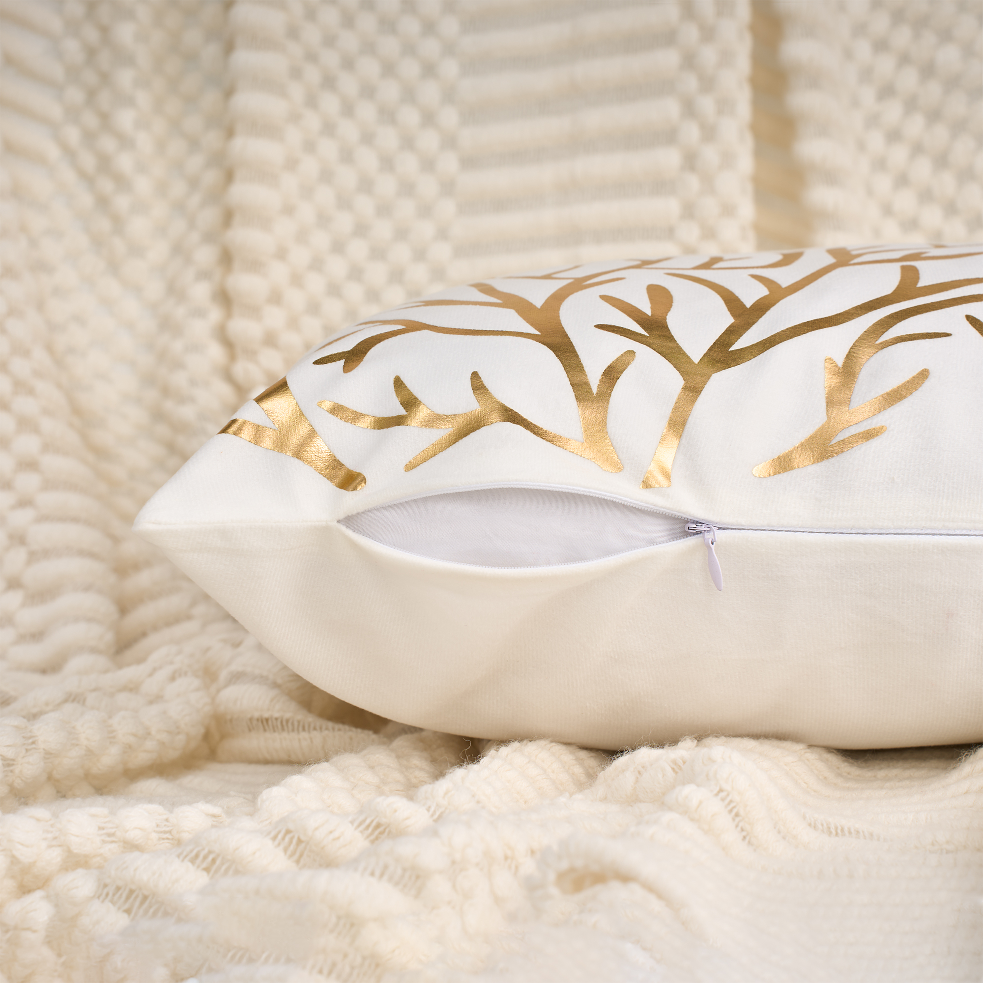 Unique Bargains Set of 2 Pillow Covers with Bronzing Print for Couch Gold-Tree Branch
