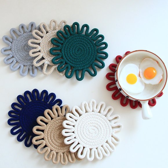 Deals of the Day Clearance Woven Floral Placemat Cotton Vintage Woven Insulation Mat Kitchen Floral Placemat Handmade Cotton Pot Cushion Cup (diameter 7.1 "9.4" 11.8 ")