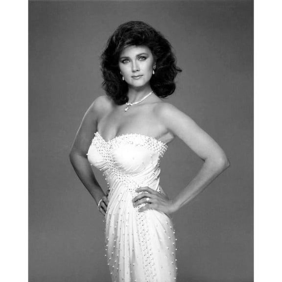 Lynda Carter - Hands on Hips in Dress Photo Print (8 x 10)