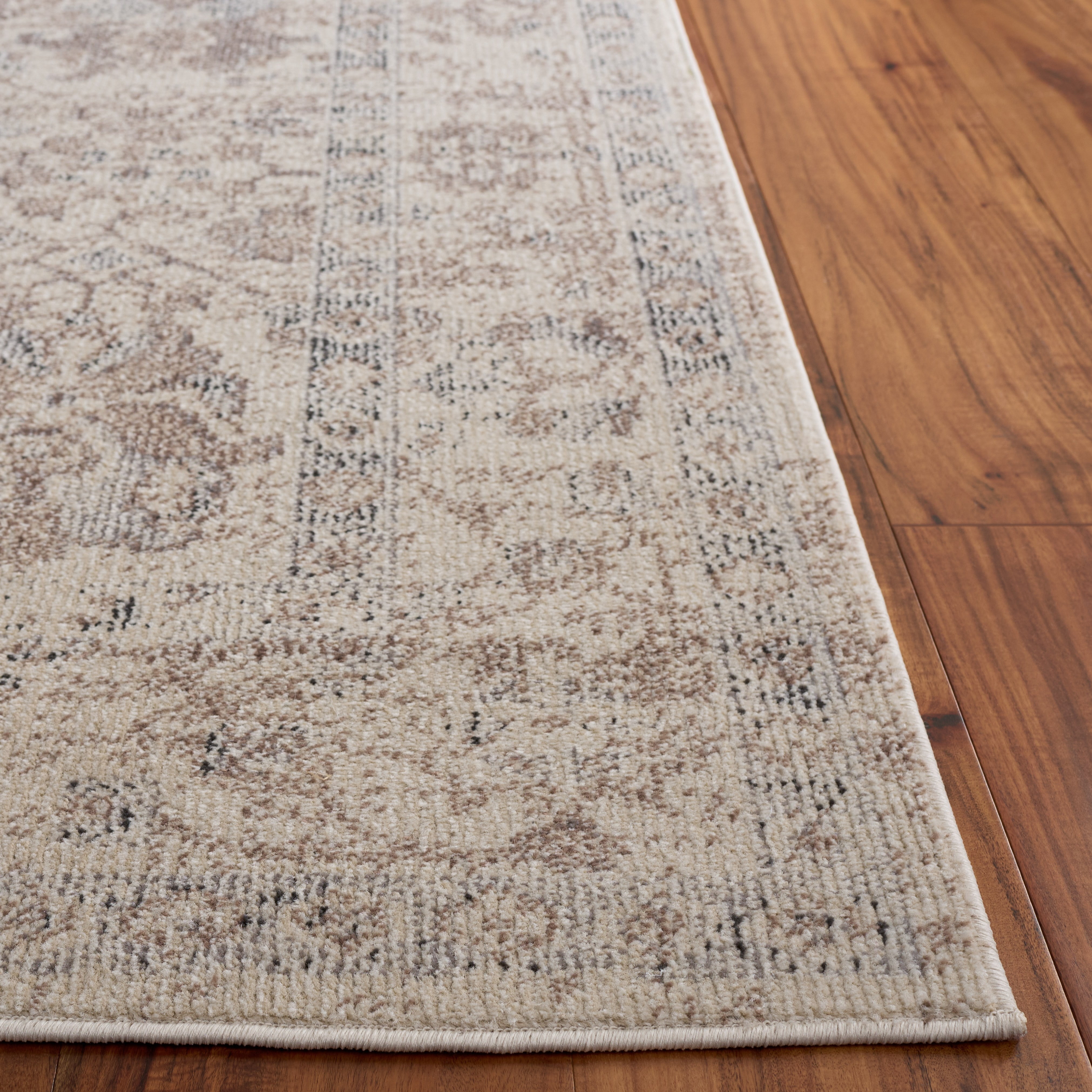 Safavieh Madison Audra Oriental Area Rug, Ivory/Beige Gray, 6' x 9'