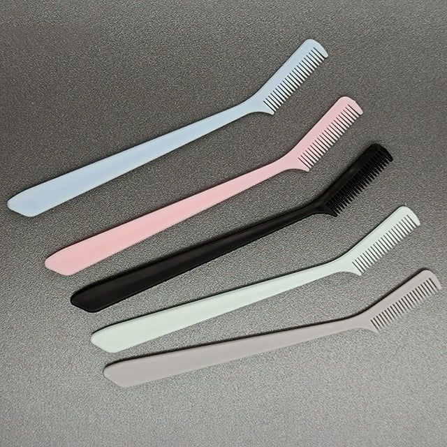 Mini Detangling Comb for Eyelashes Eyebrows and Fringe Portable Makeup Tool for Everyday Grooming and Precision Styling