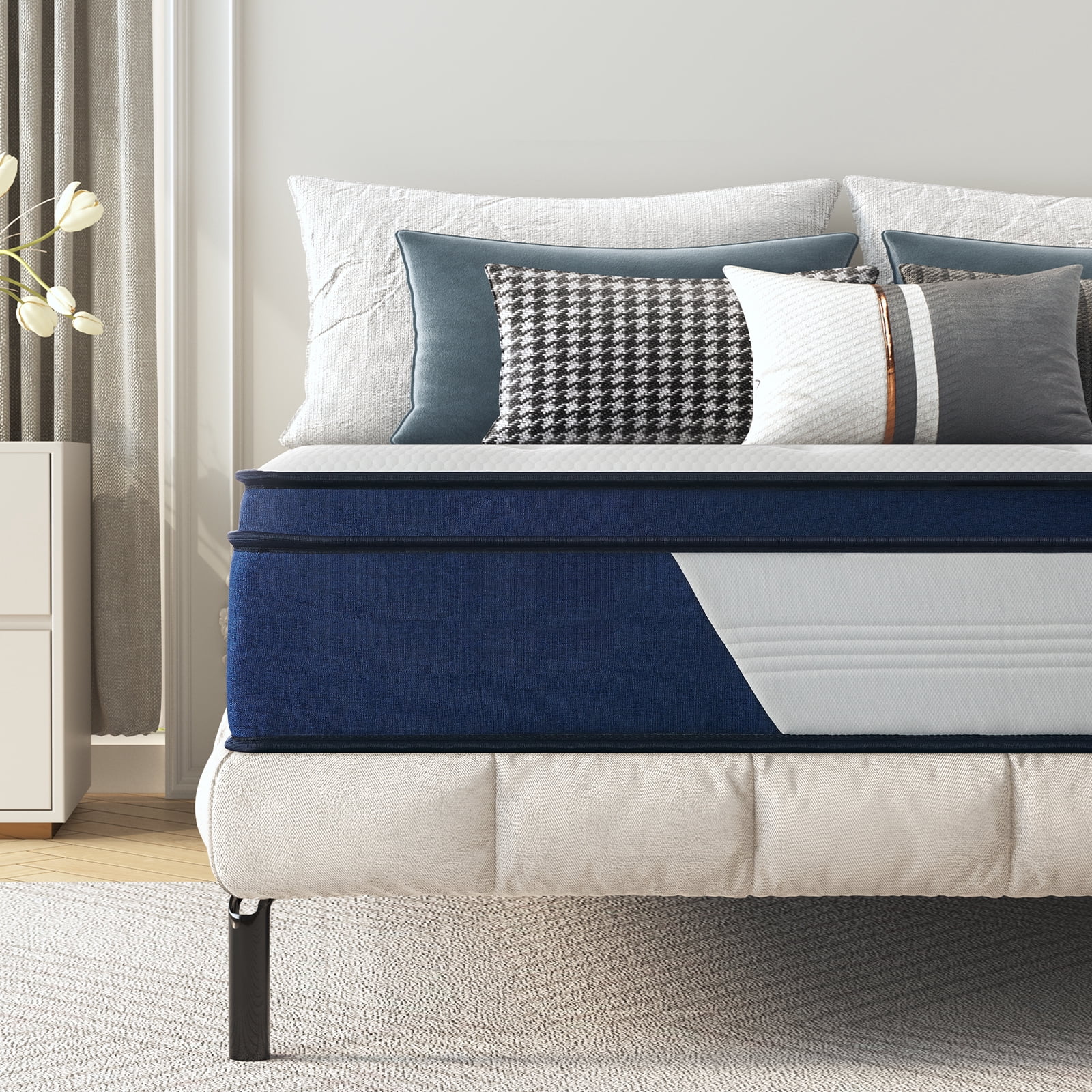 Queen Mattress 12" Soft Hybrid Innerspring Mattress in a Box