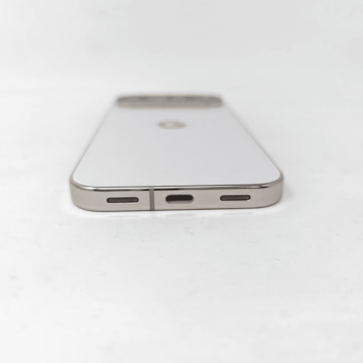 Google Pixel 10 Pro 5G 128GB G4QUR USA Factory Unlocked 6.3" 16GB RAM Smartphone - Porcelain