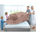 thumbnail image 3 of Cama polar Blanket Utopia, tamaño queen, rosa, 300 g/m², 3 of 8