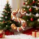 thumbnail image 5 of Adornos colgantes de acrílico con 26 letras para árbol de Navidad | Colgantes navideños duraderos con gorros de Papá Noel | Decoración navideña para escribir en casa, oficina, jardín o fiesta, 5 of 7