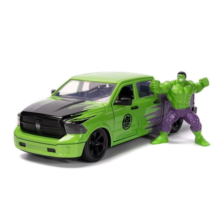 2014 Dodge Ram 1500 Pickup w/ Hulk Figure, Marvel Comics - Jada
