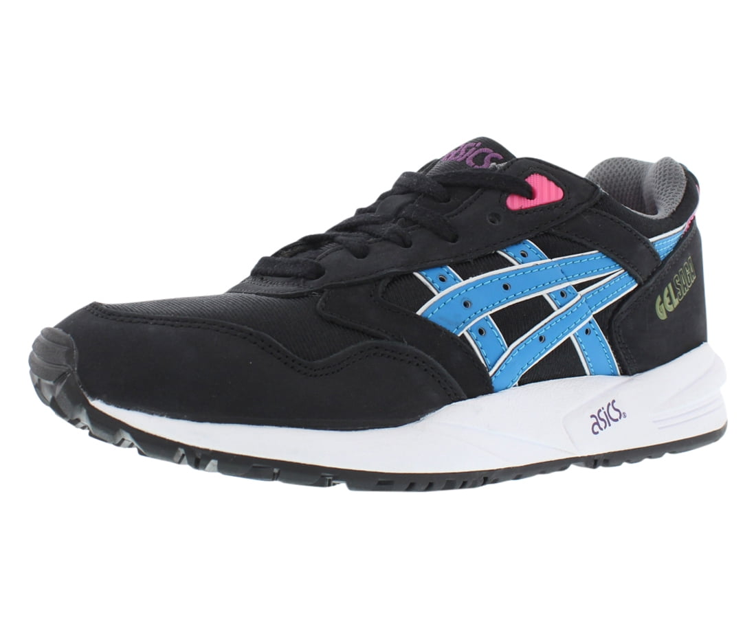 saga sports shoes