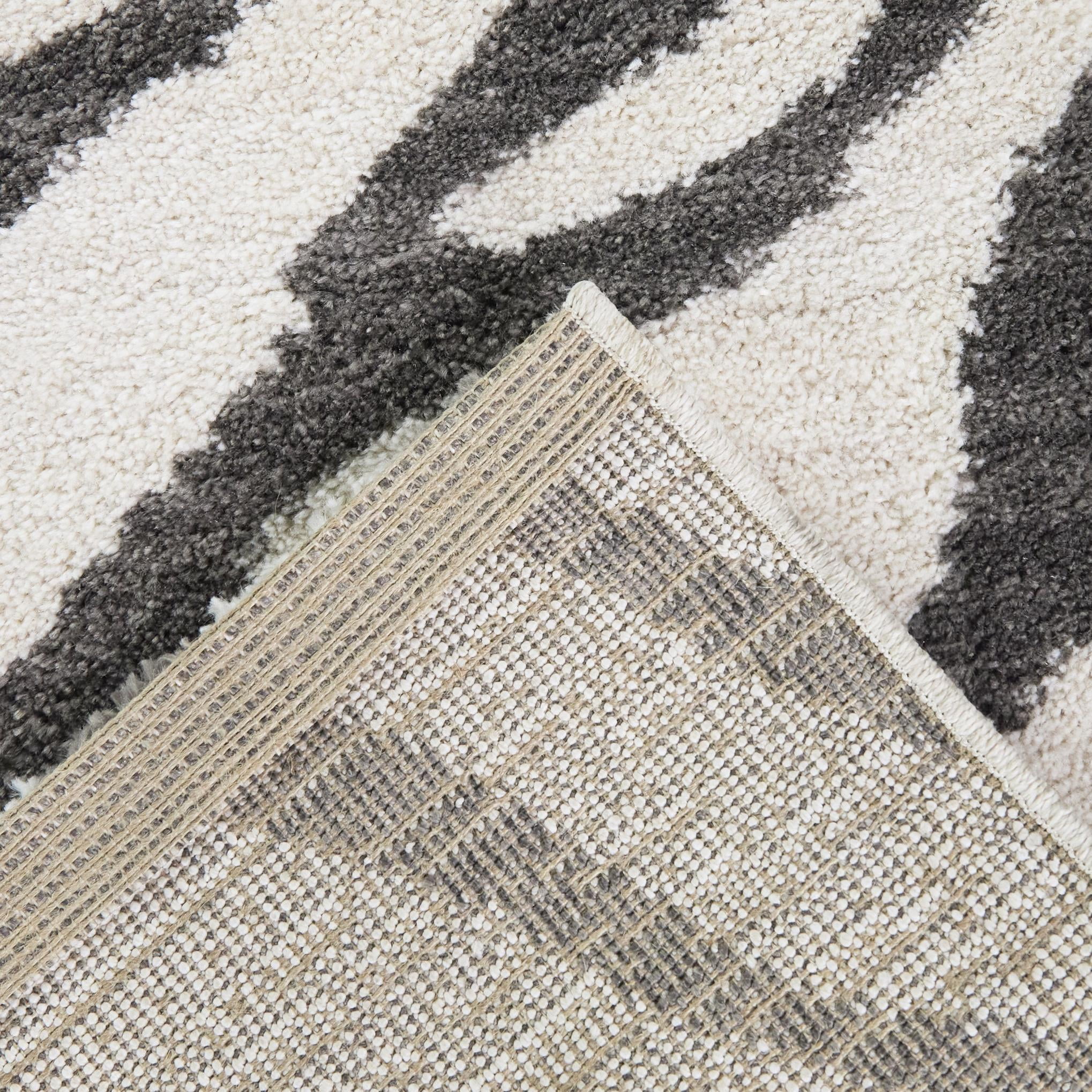 Balta Kat Glam Animal Print Area Rug 5'3" x 7' - Brown