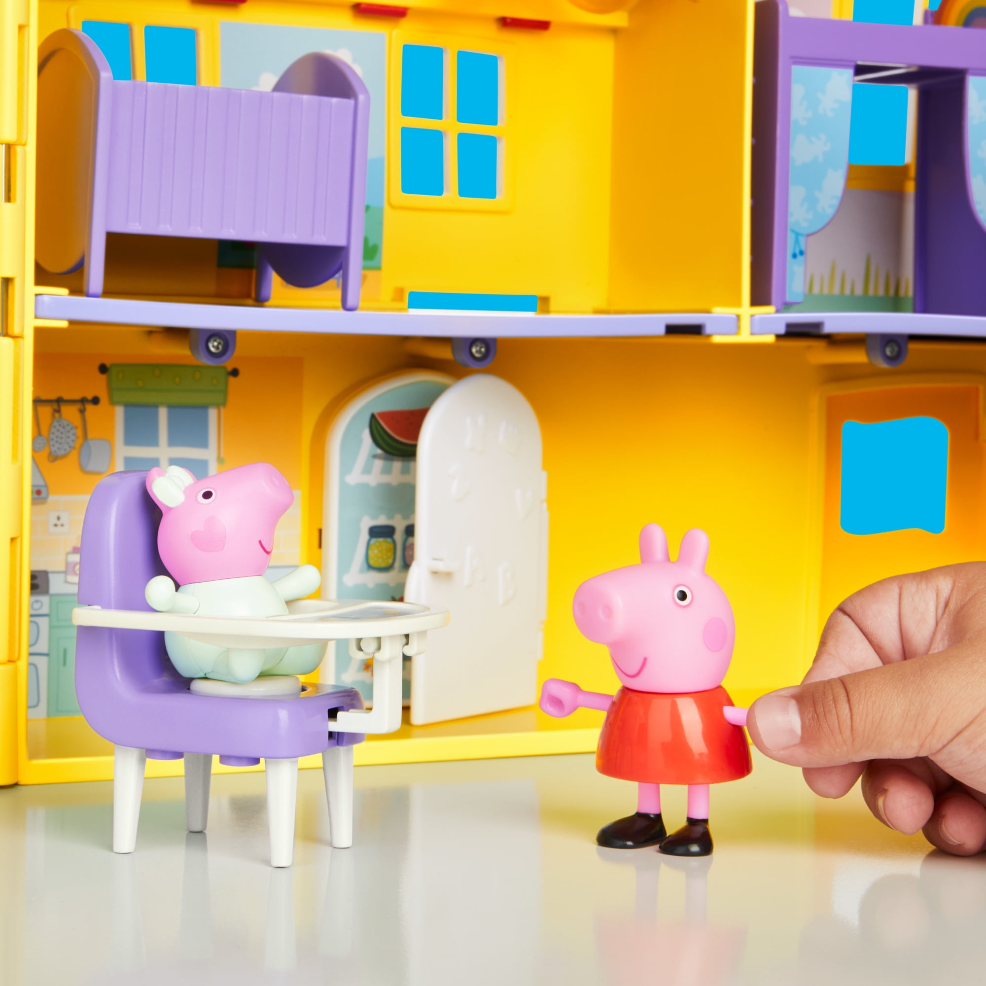 Peppa Pig Toys Peppa's Big Family House with Baby Evie, Birthday Gifts, Playsets for Girls and Boys, 3+